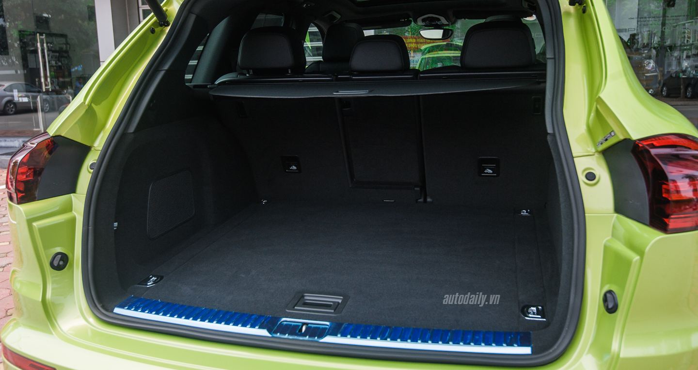 Nội thất Porsche Cayenne màu độc nhất Việt Nam Porsche Cayenne  1 (41).JPG