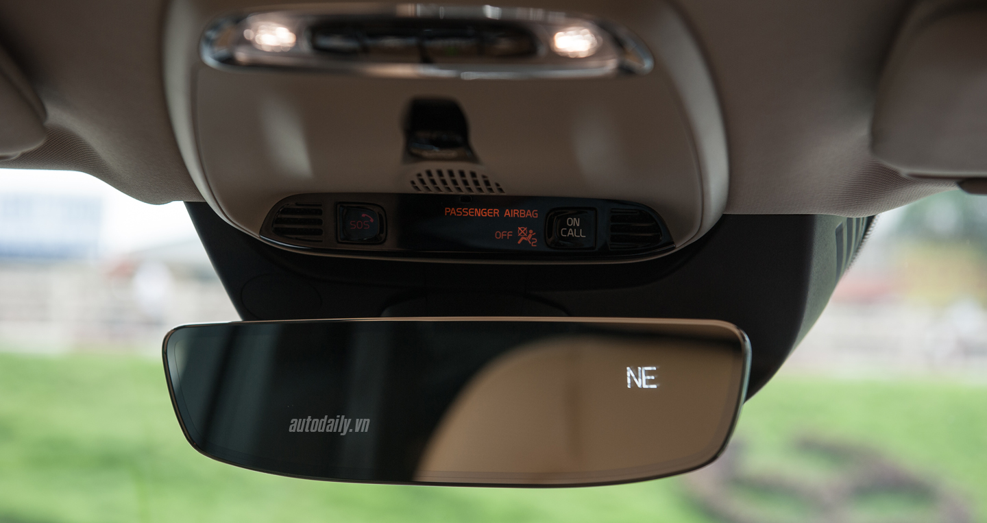 Ảnh chi tiết nội thất Volvo XC90 T6 Inscription 2016 tại Hà Nội Volvo XC90 T6 2016 (11).jpg