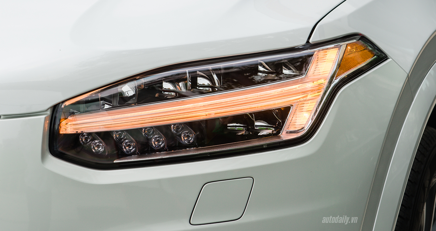 Ảnh chi tiết ngoại thất Volvo XC90 T6 Inscription AWD 2016 tại Hà Nội Volvo XC90 T6 2016 (2).JPG