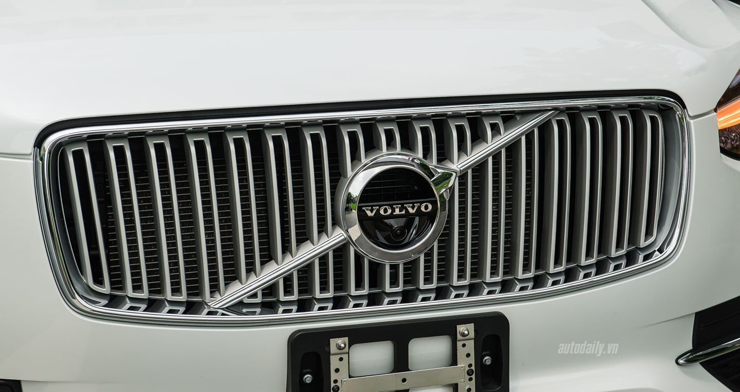 Ảnh chi tiết ngoại thất Volvo XC90 T6 Inscription AWD 2016 tại Hà Nội Volvo XC90 T6 2016 (3).JPG