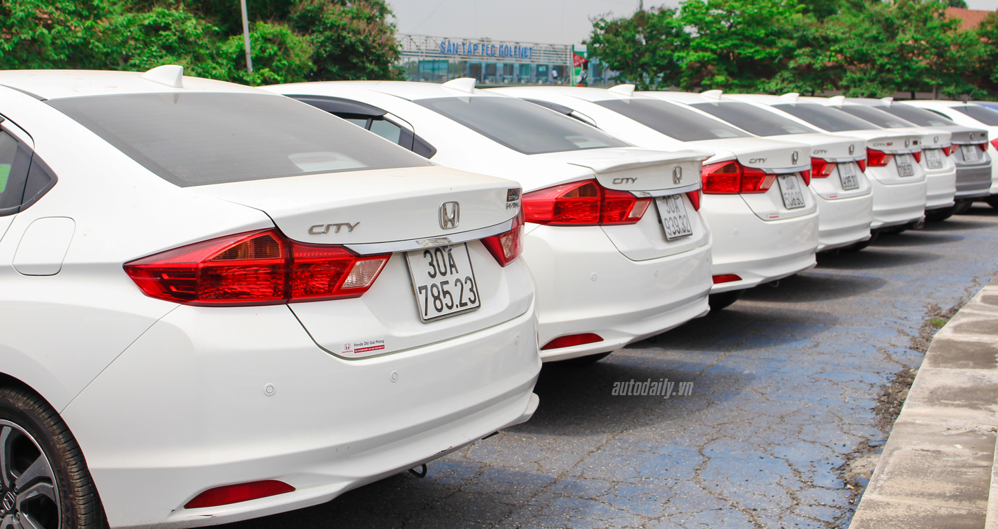 Ảnh dàn xe Honda City offline hoành tráng tại Hà Nội honda city (1).JPG