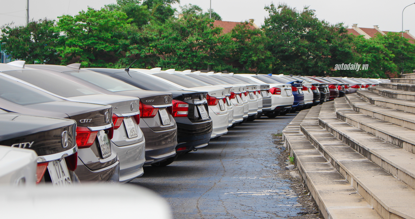 Ảnh dàn xe Honda City offline hoành tráng tại Hà Nội honda city (14)-1.JPG