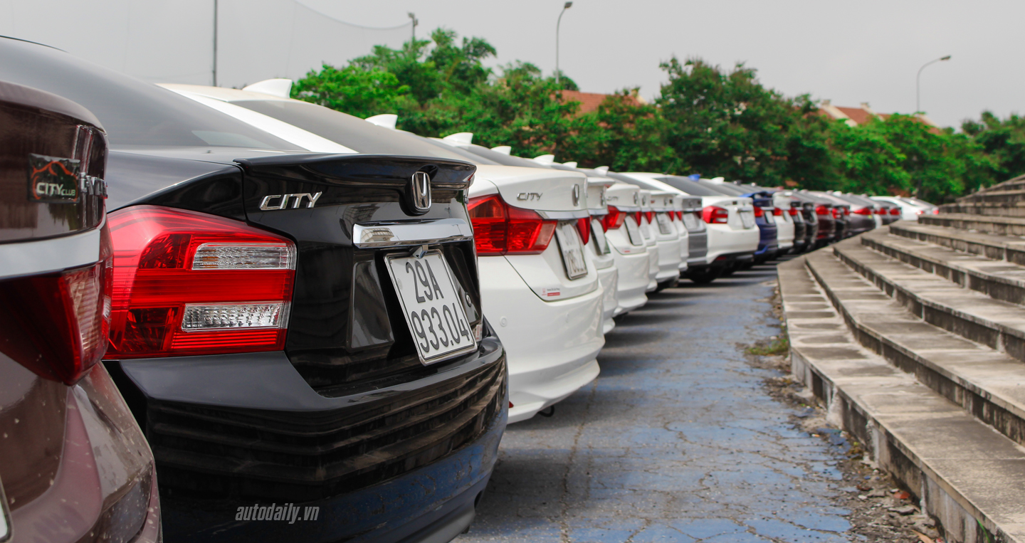 Ảnh dàn xe Honda City offline hoành tráng tại Hà Nội honda city (20).JPG