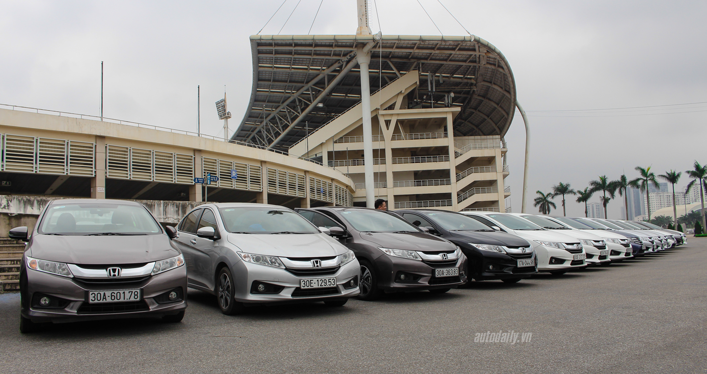 Ảnh dàn xe Honda City offline hoành tráng tại Hà Nội honda city (9).JPG