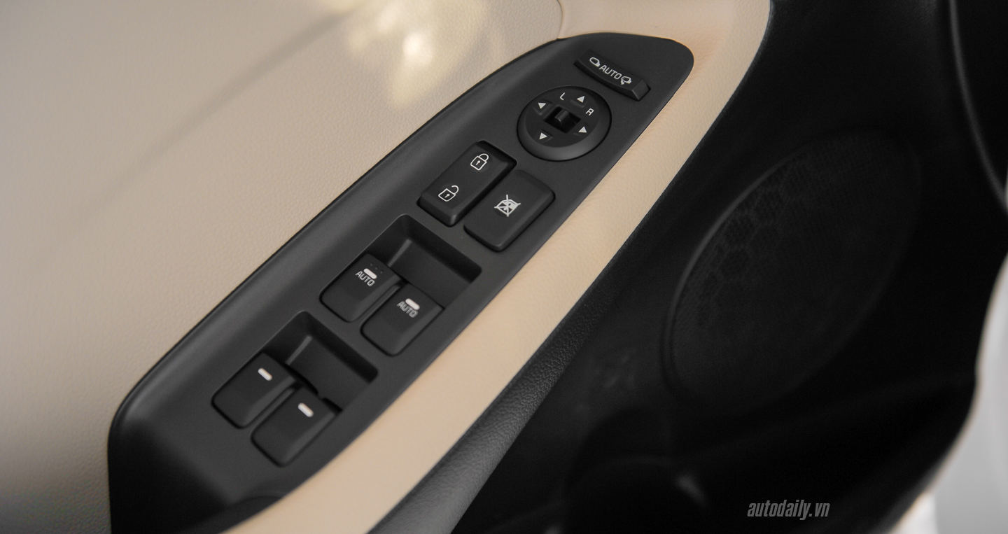 Ảnh chi tiết nội thất Kia Cerato mới tại Việt Nam Kia Cerato (19).JPG