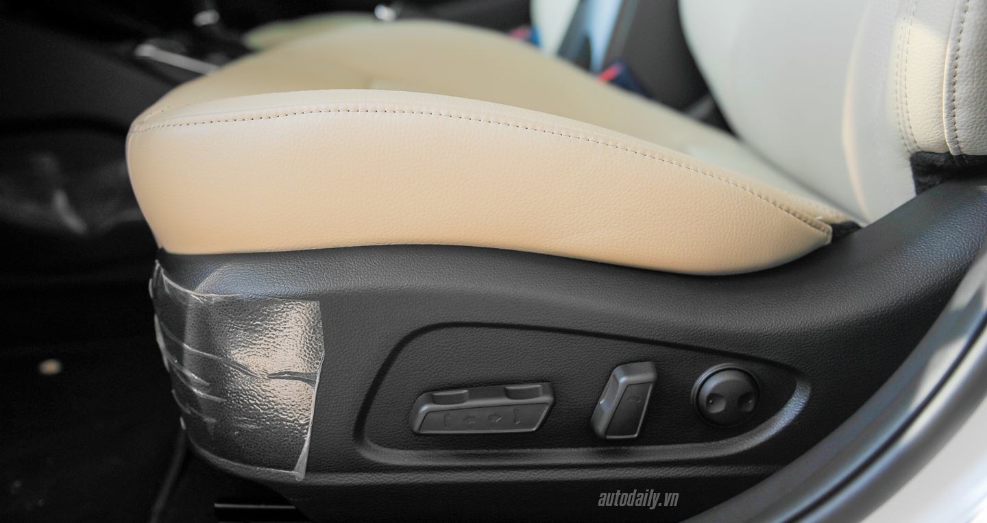 Ảnh chi tiết nội thất Kia Cerato mới tại Việt Nam Kia Cerato (2).JPG