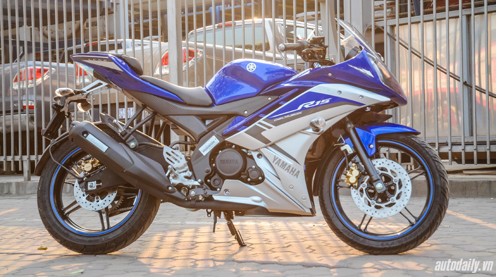 Yamaha r15 2015 (3).jpg