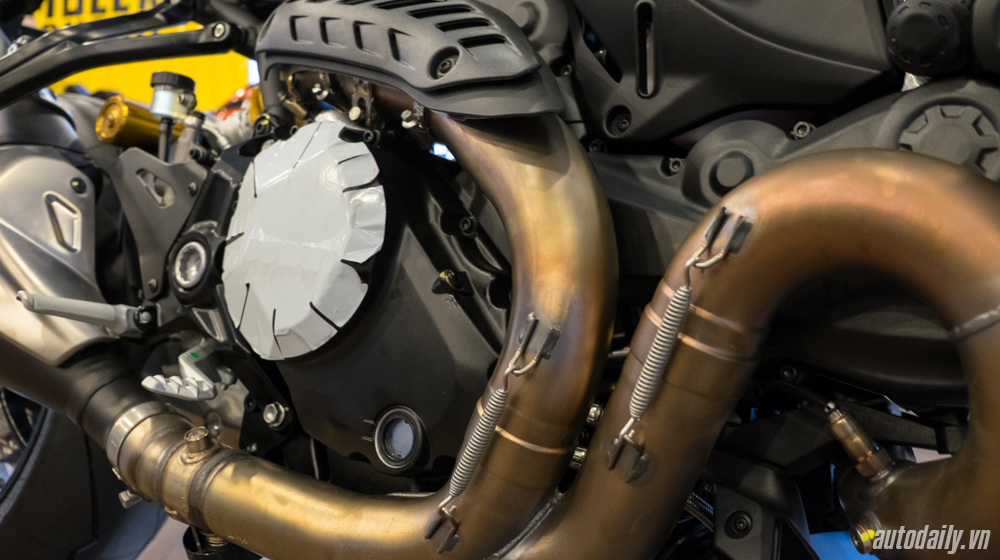 Ảnh chi tiết Ducati Monster 1200R tại Việt Nam Monster 1200R (7).jpg
