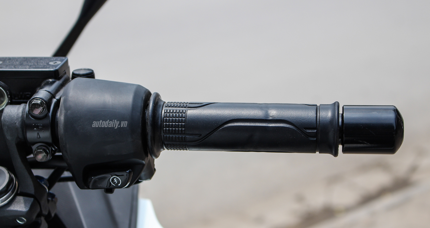 Ảnh chi tiết Honda CBR150R 2016 tại Hà Nội IMG_5809 copy.jpg