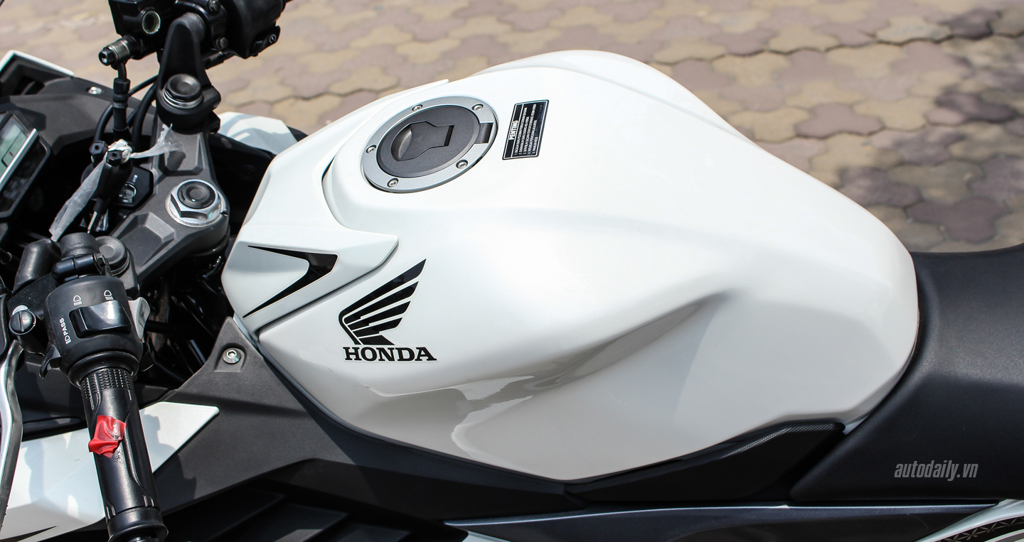 Ảnh chi tiết Honda CBR150R 2016 tại Hà Nội IMG_5839 copy.JPG