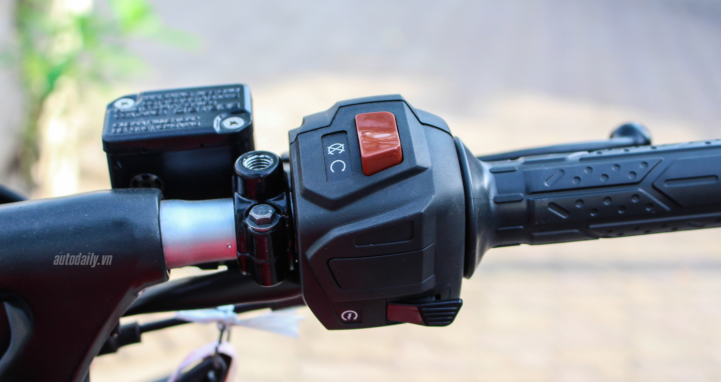 Ảnh chi tiết Kawasaki Bajaj Pulsar 200NS 2016 tại Hà Nội IMG_6207 copy.JPG