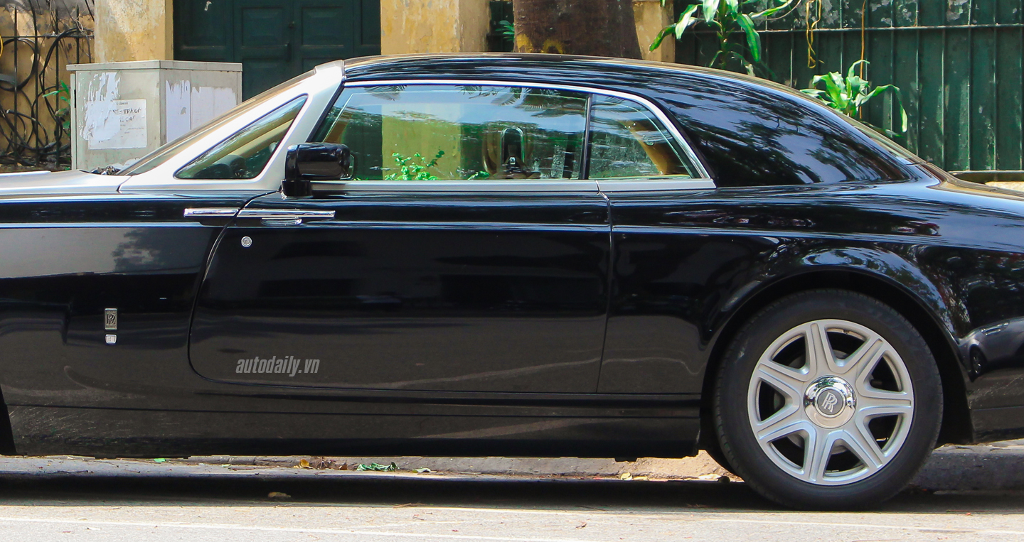 Ảnh chi tiết Rolls-Royce Phantom Coupe độc nhất Việt Nam phantom coupe (16).jpg