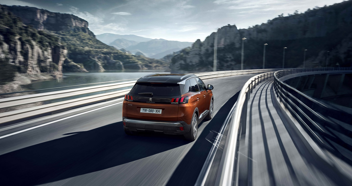 Xem ảnh chi tiết Peugeot 3008 2016-Peugeot3008-06.jpg