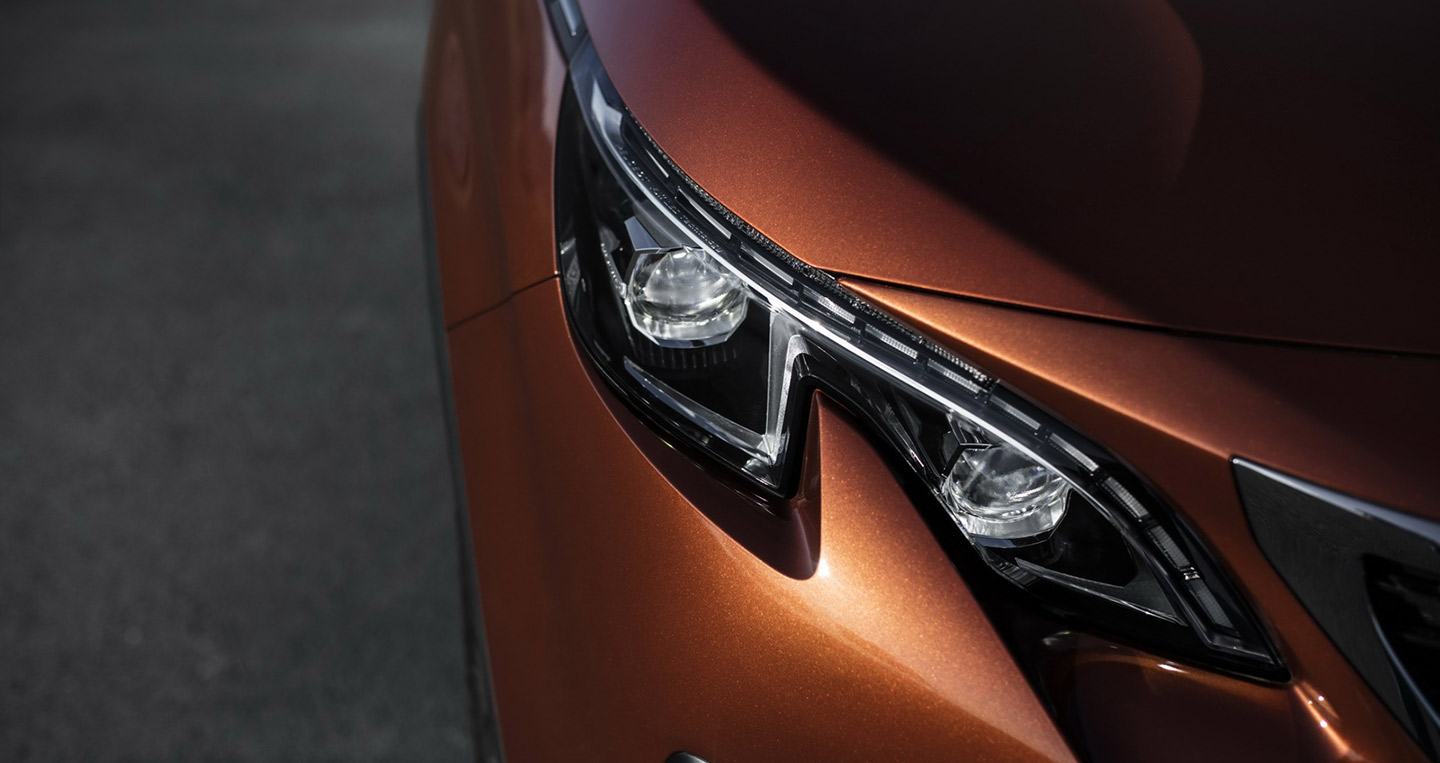 Xem ảnh chi tiết Peugeot 3008 2016-Peugeot3008-09.jpg