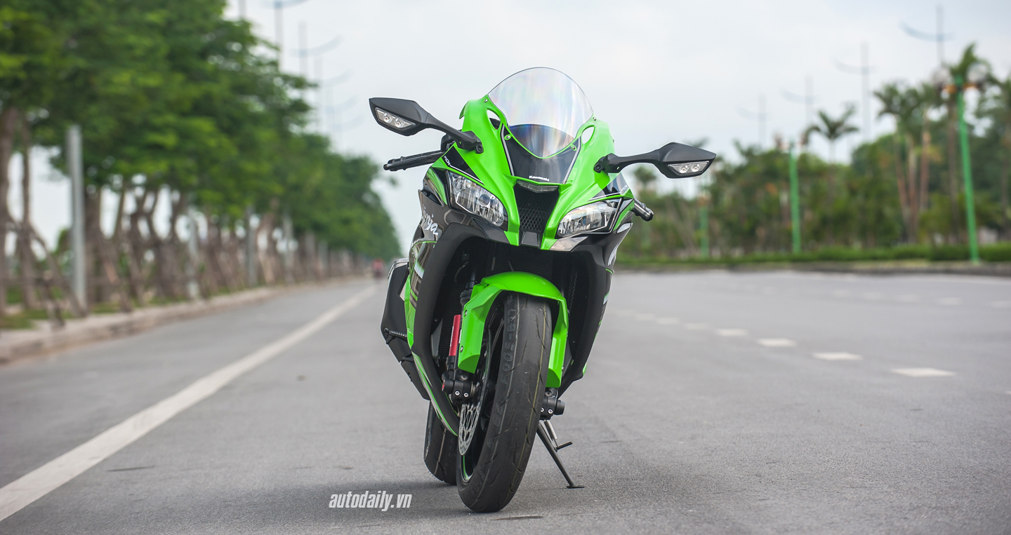 Ảnh chi tiết Kawasaki Ninja ZX-10R 2016 đầu tiên tại Hà Nội Kawasaki ZX-10R 2016 (10).JPG