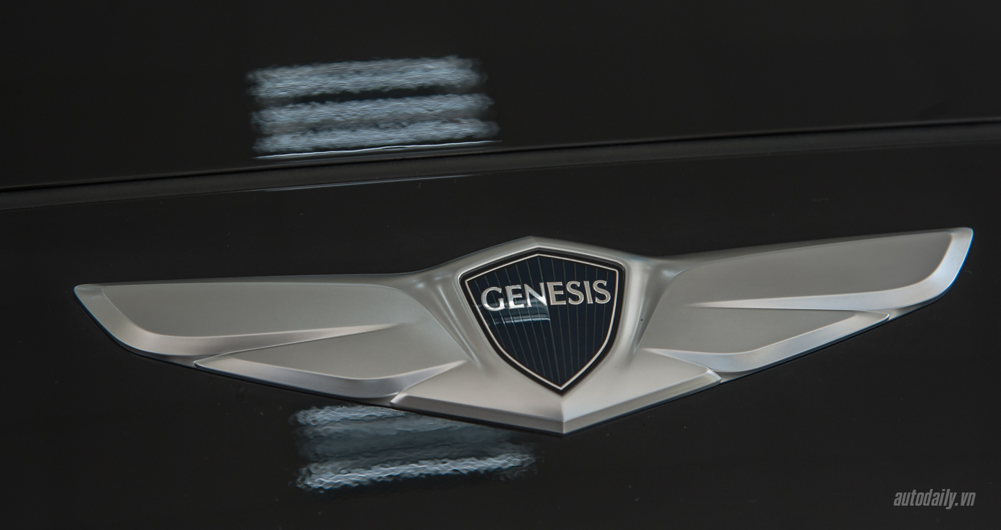 Ảnh chi tiết ngoại thất Hyundai Genesis Sedan 2016 tại Việt Nam Hyundai Genesis sedan (30).JPG
