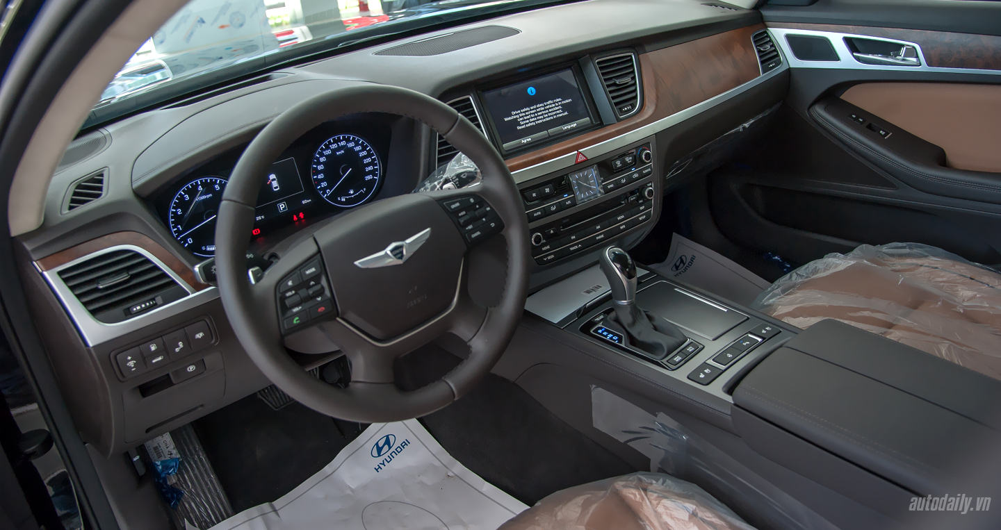 Ảnh chi tiết nội thất Hyundai Genesis Sedan 2016 tại Việt Nam Hyundai Genesis sedan (43).JPG
