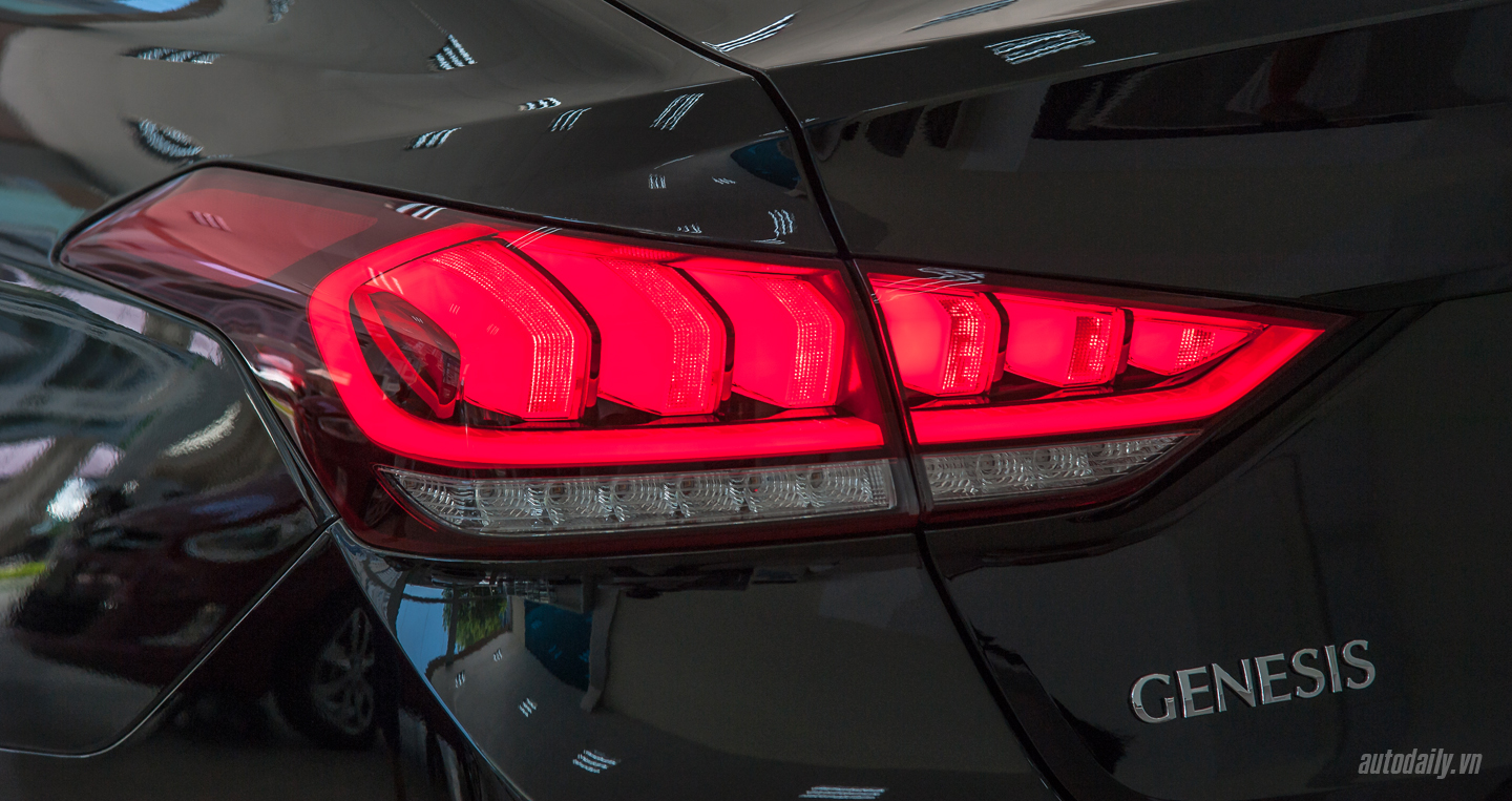 Ảnh chi tiết ngoại thất Hyundai Genesis Sedan 2016 tại Việt Nam Hyundai Genesis sedan (6).jpg