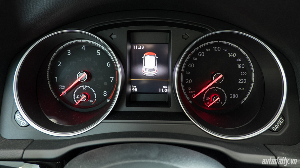 Ảnh chi tiết nội thất Volkswagen Scirocco GTS Scirocco GTS (10).jpg