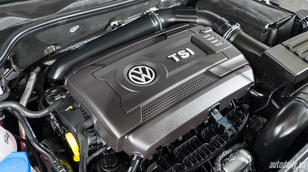 Ảnh chi tiết nội thất Volkswagen Scirocco GTS Scirocco GTS (22).jpg