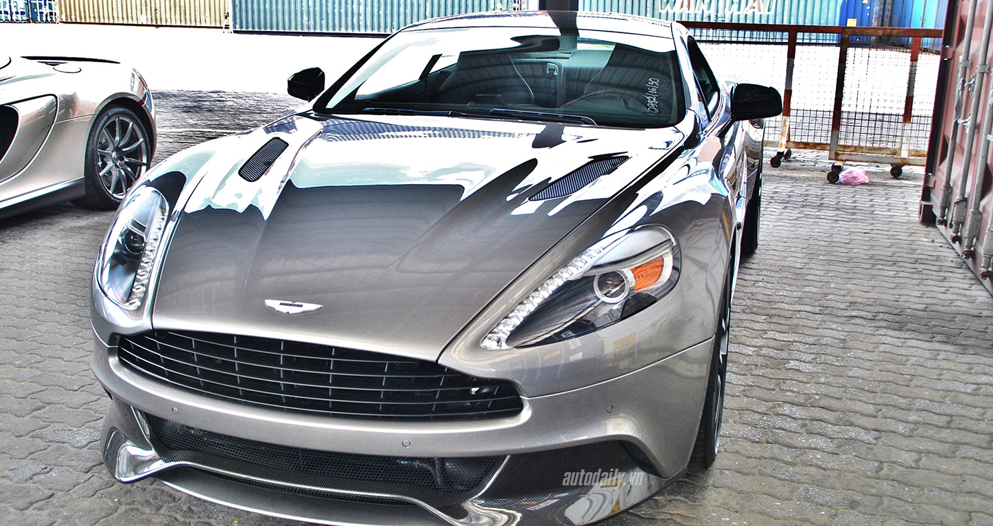 Ảnh chi tiết Aston Martin Vanquish 2015 thứ 4 tại Việt Nam aston-martin-vanquish (1).jpg