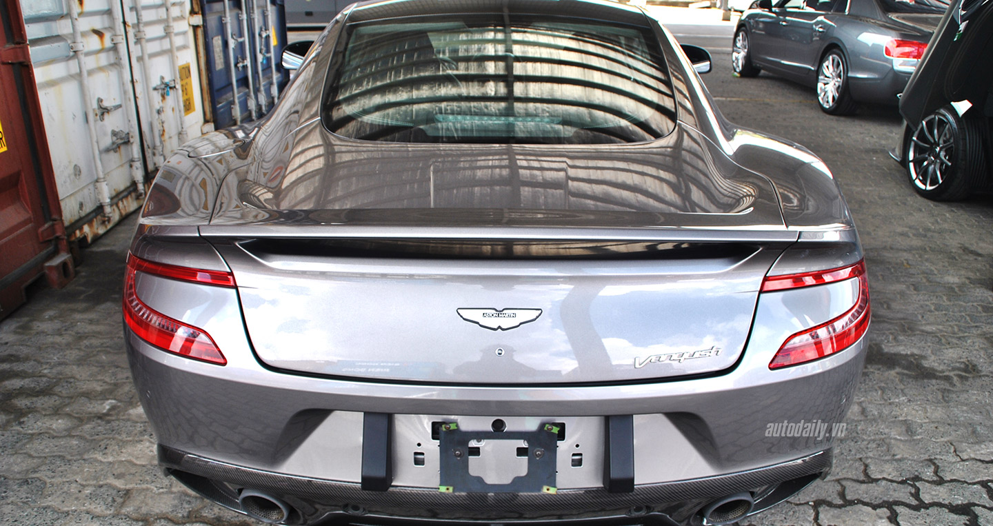 Ảnh chi tiết Aston Martin Vanquish 2015 thứ 4 tại Việt Nam aston-martin-vanquish (5).jpg