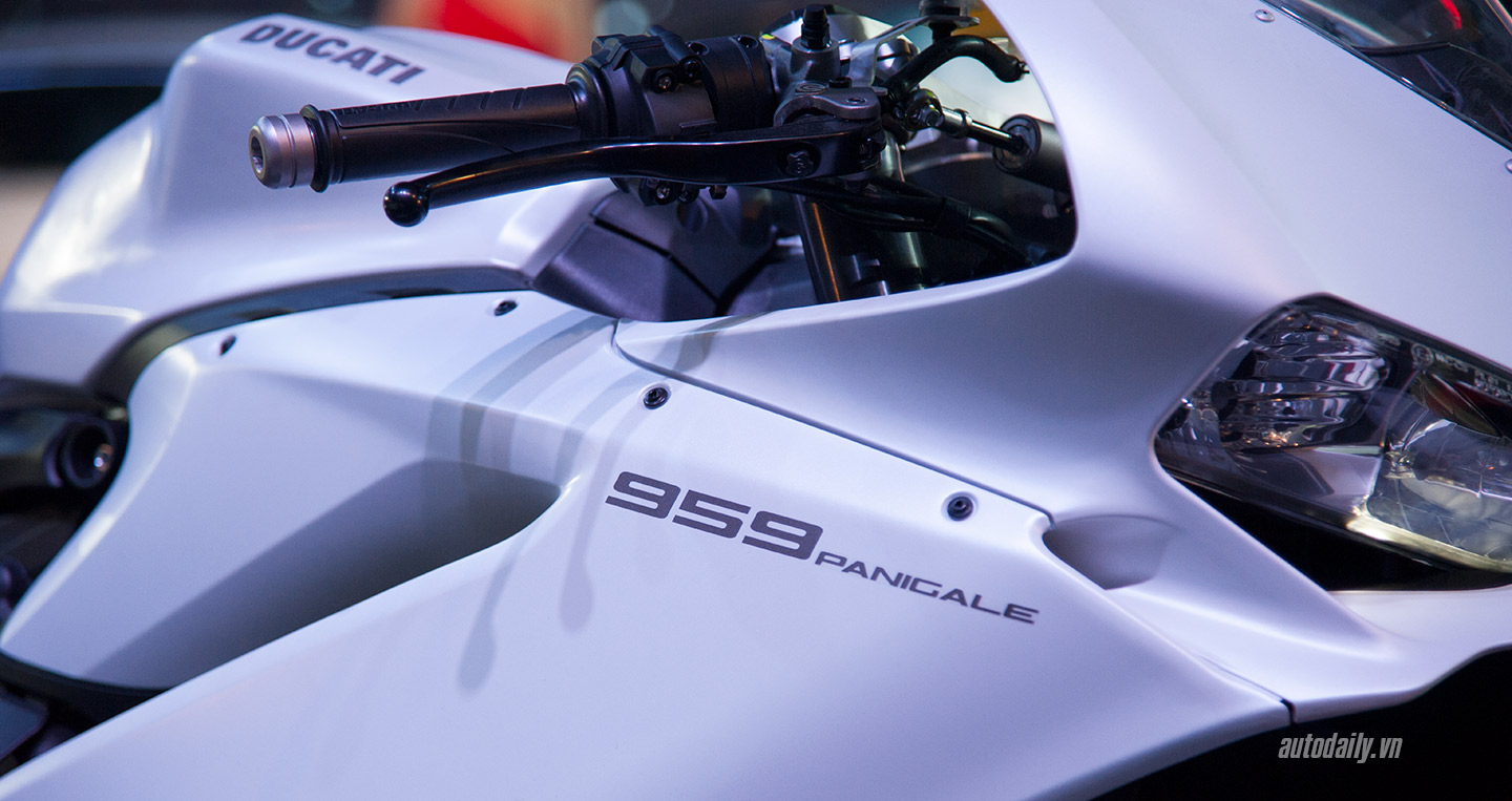 Ảnh chi tiết Ducati 959 Panigale vừa ra mắt tại Việt Nam ducati-959-panigale (4).jpg