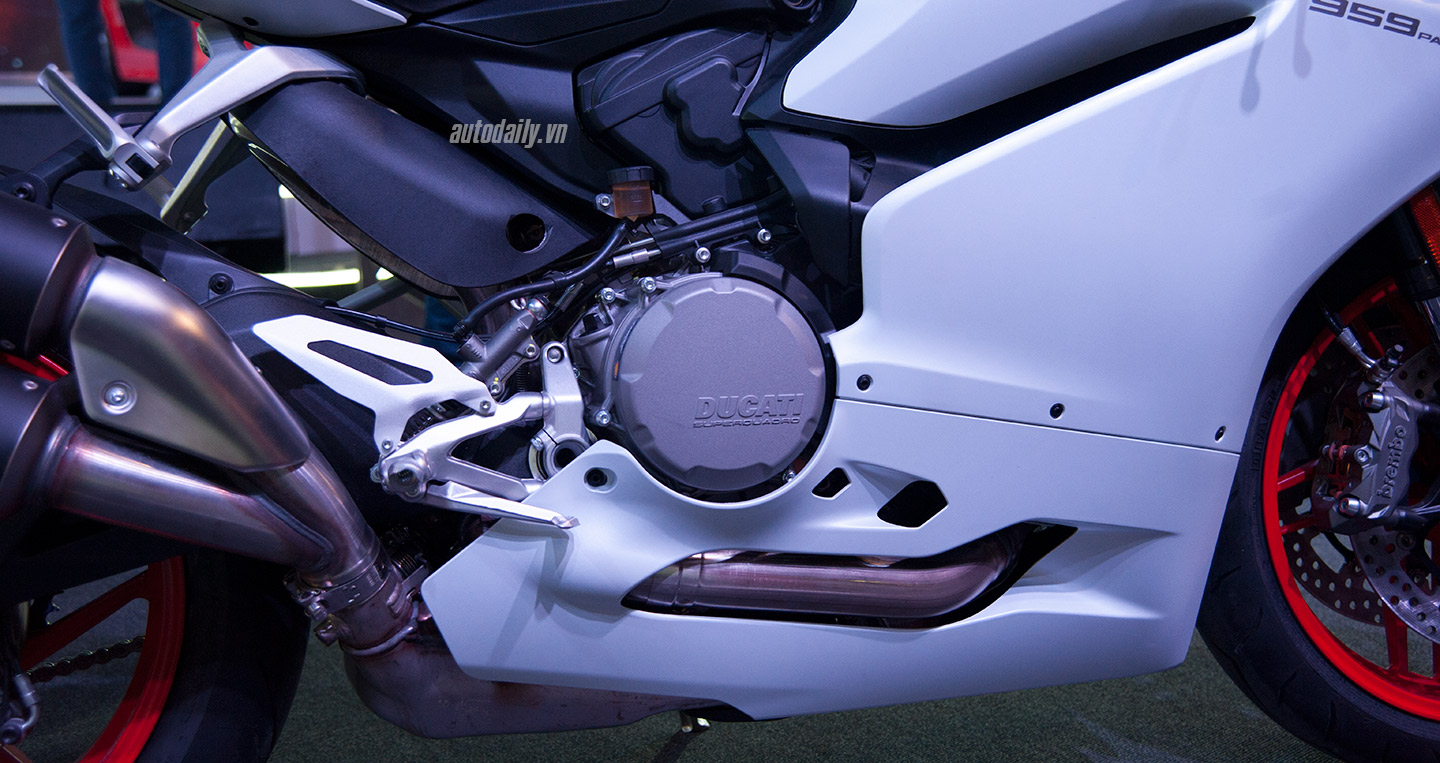 Ảnh chi tiết Ducati 959 Panigale vừa ra mắt tại Việt Nam ducati-959-panigale (6).jpg