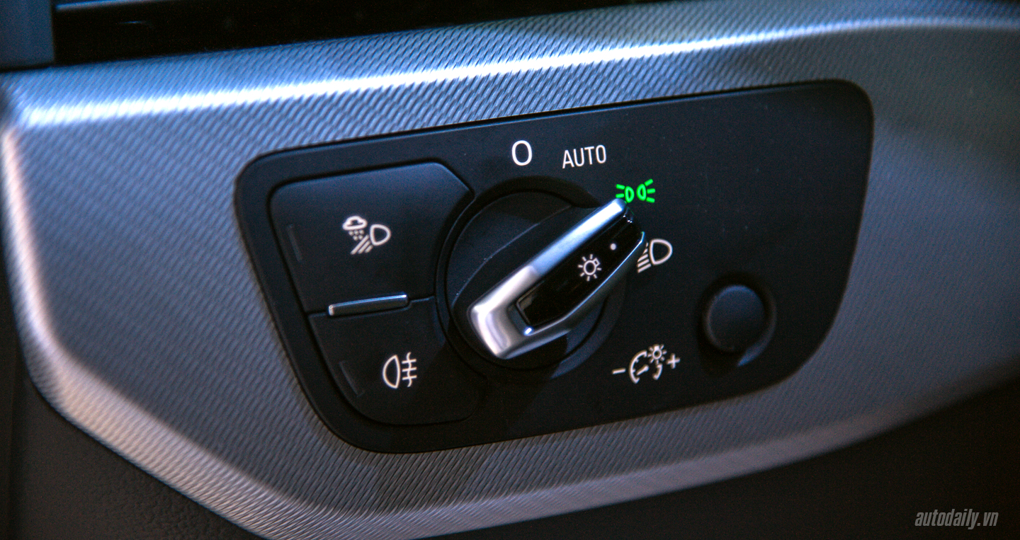 Ảnh chi tiết Audi A4 2016 vừa ra mắt tại Việt Nam Audi A4 2016 (1).JPG