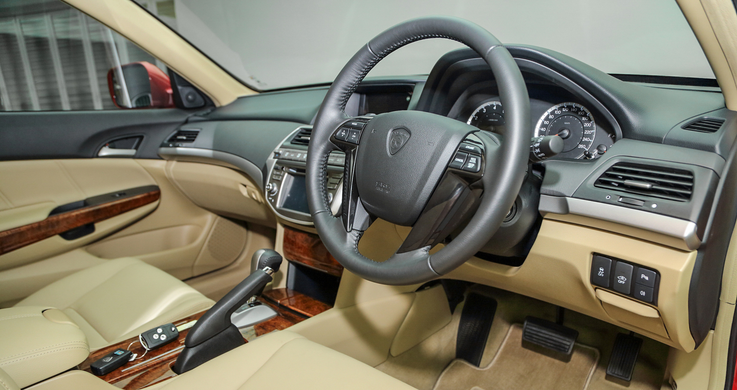 Ảnh chi tiết Proton Perdana 2017 Proton_Perdana_24_Red_Int_01-1.jpg