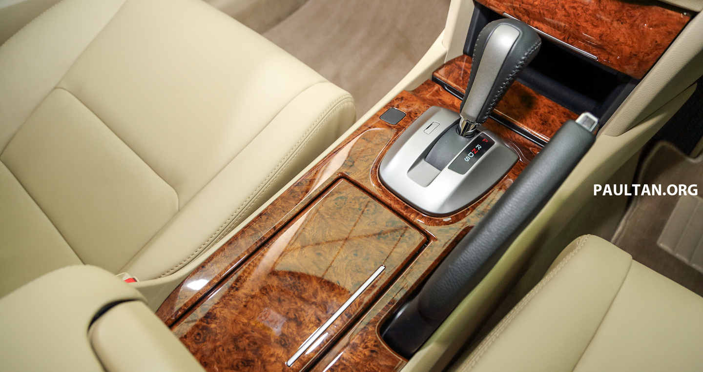 Ảnh chi tiết Proton Perdana 2017 Proton_Perdana_24_Red_Int_18-1.jpg