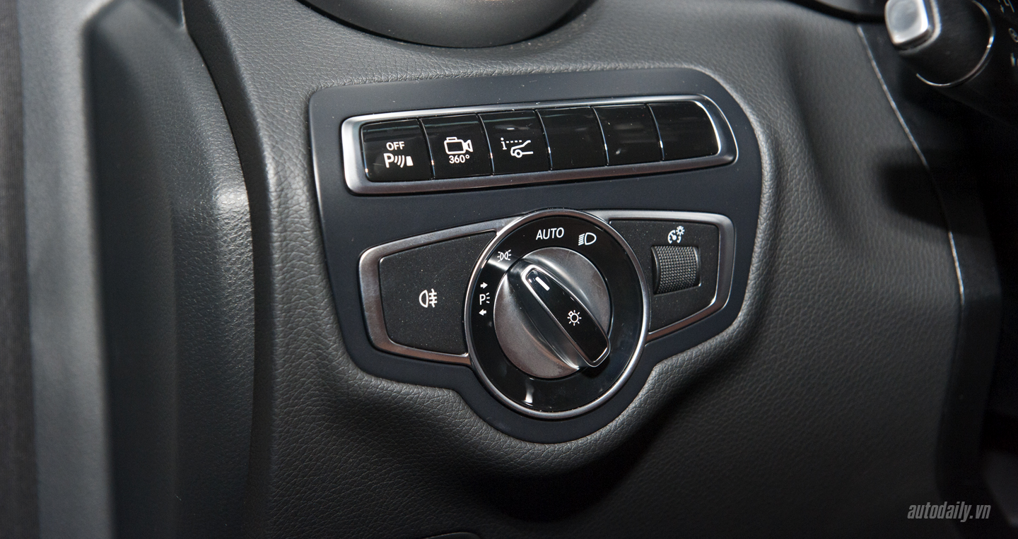 Ảnh chi tiết Mercedes C 300 Coupe 2016 tại Việt Nam Mercedes C300 Coupe (1).JPG