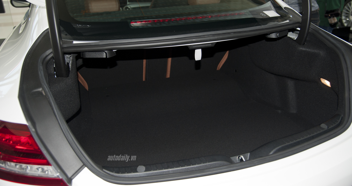 Ảnh chi tiết Mercedes C 300 Coupe 2016 tại Việt Nam Mercedes C300 Coupe (15).JPG