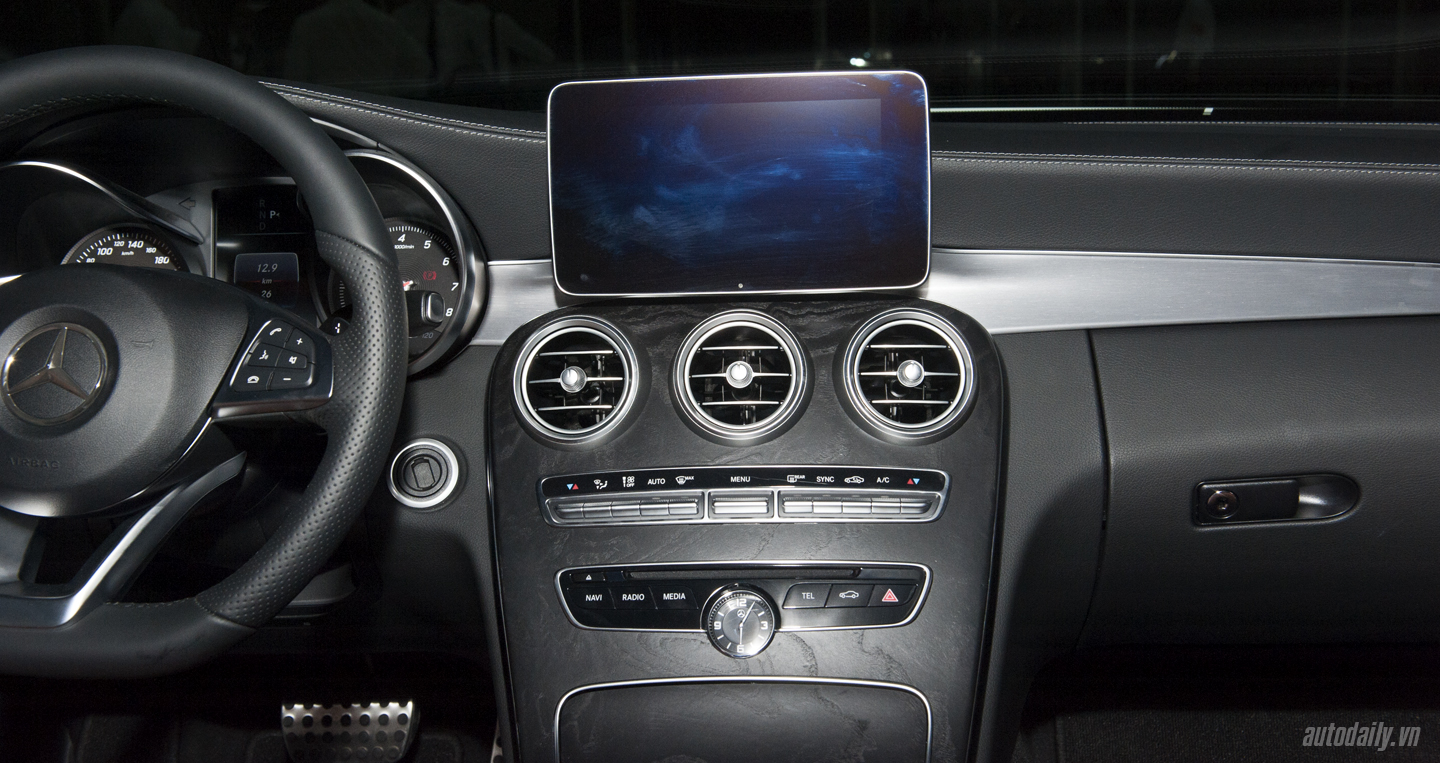Ảnh chi tiết Mercedes C 300 Coupe 2016 tại Việt Nam Mercedes C300 Coupe (22).jpg