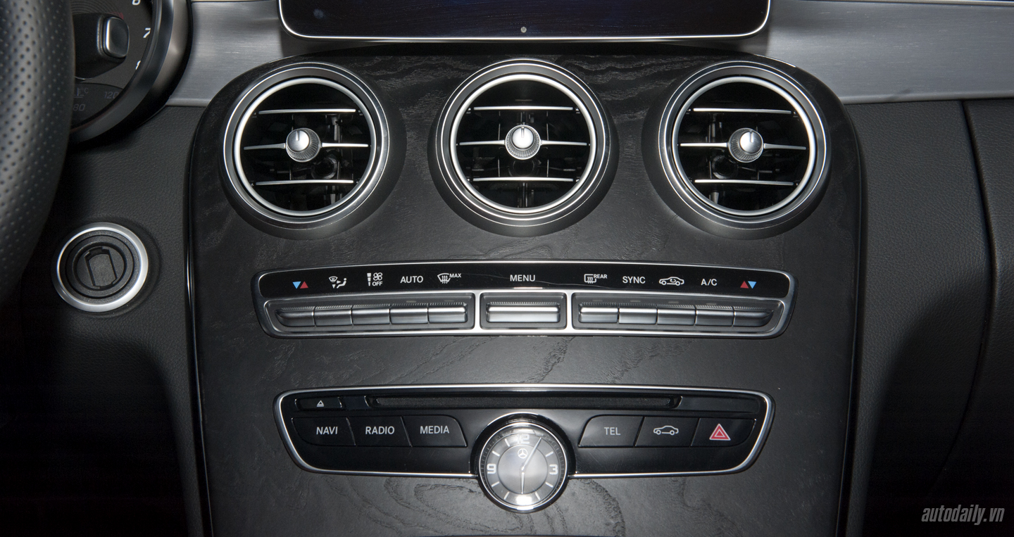 Ảnh chi tiết Mercedes C 300 Coupe 2016 tại Việt Nam Mercedes C300 Coupe (23).jpg