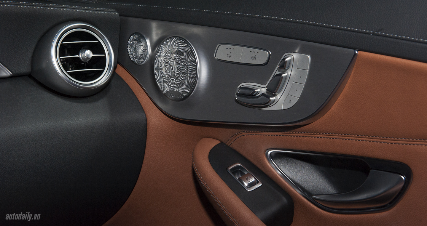 Ảnh chi tiết Mercedes C 300 Coupe 2016 tại Việt Nam Mercedes C300 Coupe (25).JPG