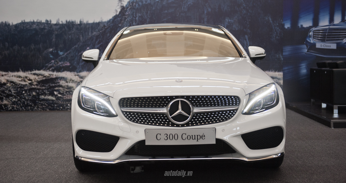Ảnh chi tiết Mercedes C 300 Coupe 2016 tại Việt Nam Mercedes C300 Coupe (4).JPG