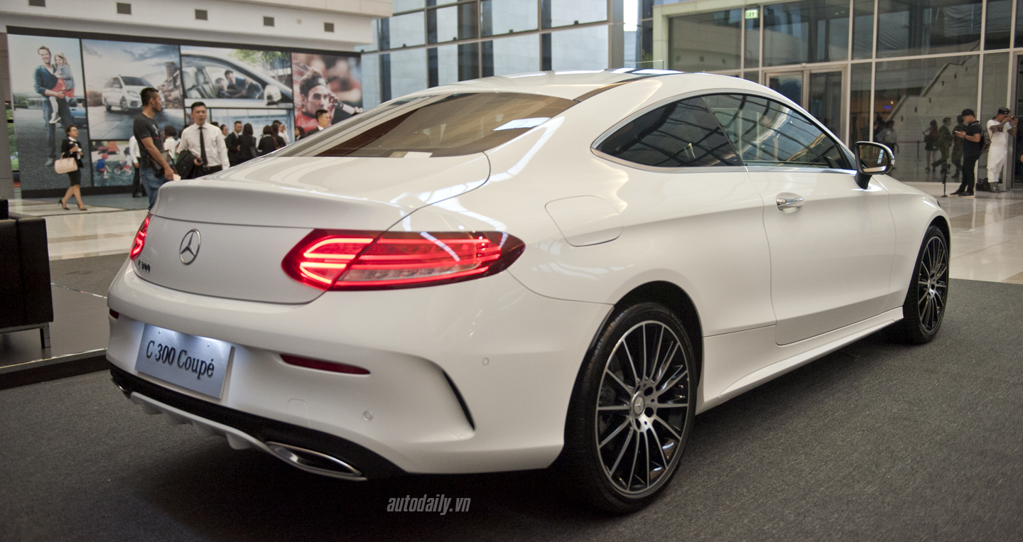 Ảnh chi tiết Mercedes C 300 Coupe 2016 tại Việt Nam Mercedes C300 Coupe (8).JPG