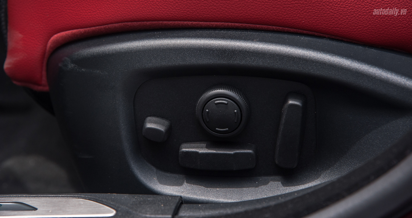 Ảnh chi tiết Jaguar XE S đầu tiên tại Việt Nam Jaguar XE S (10).jpg