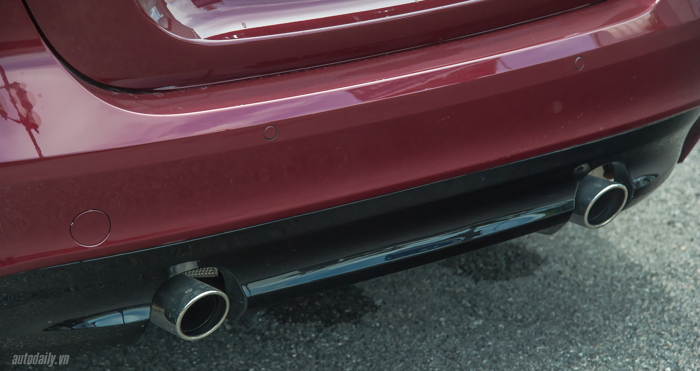 Ảnh chi tiết Jaguar XE S đầu tiên tại Việt Nam Jaguar XE S (16).jpg