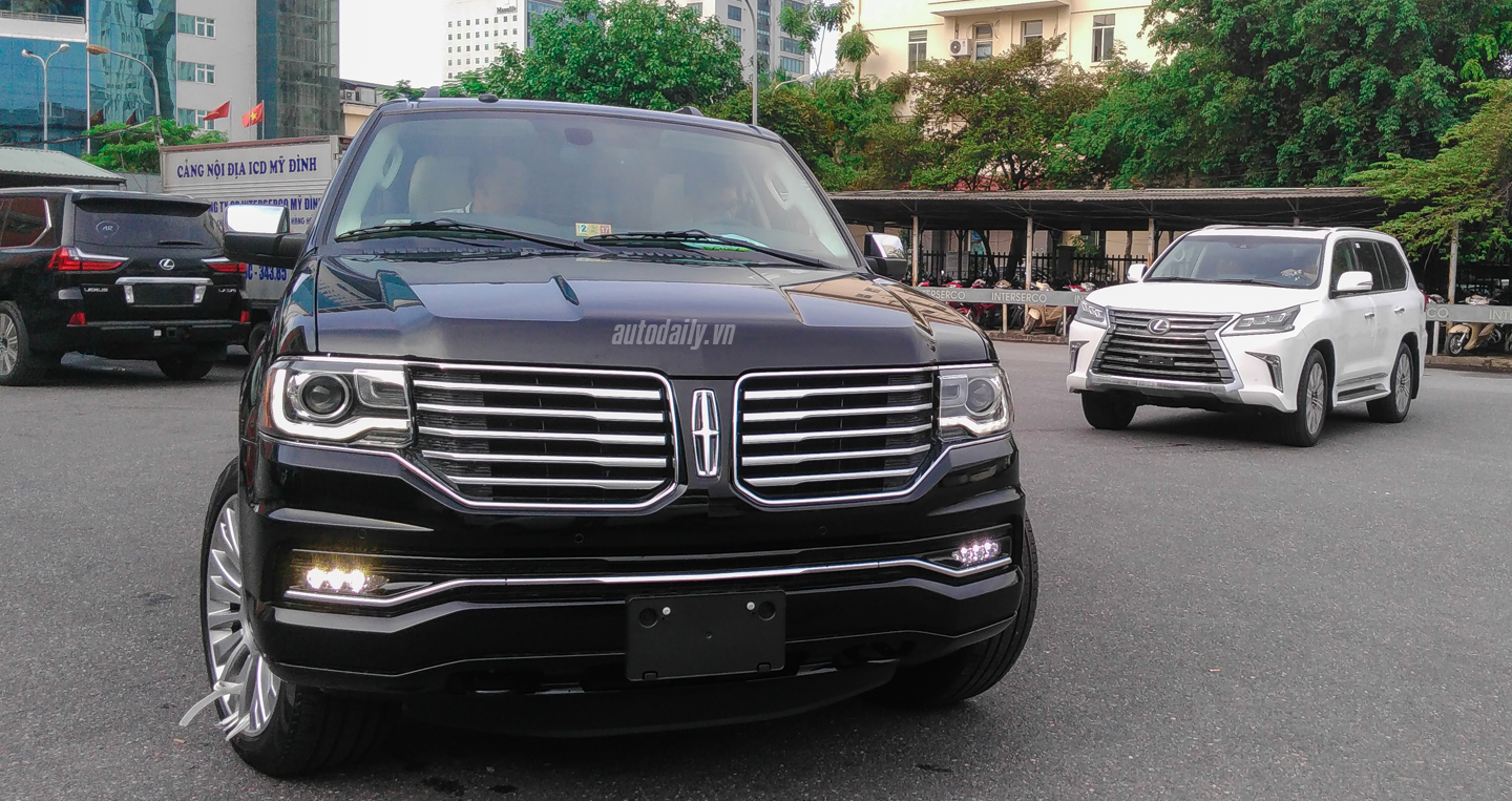 Thêm ảnh siêu xe và xe sang dồn dập đập công trước ngày 1/7 sieu xe 1 (9).jpg