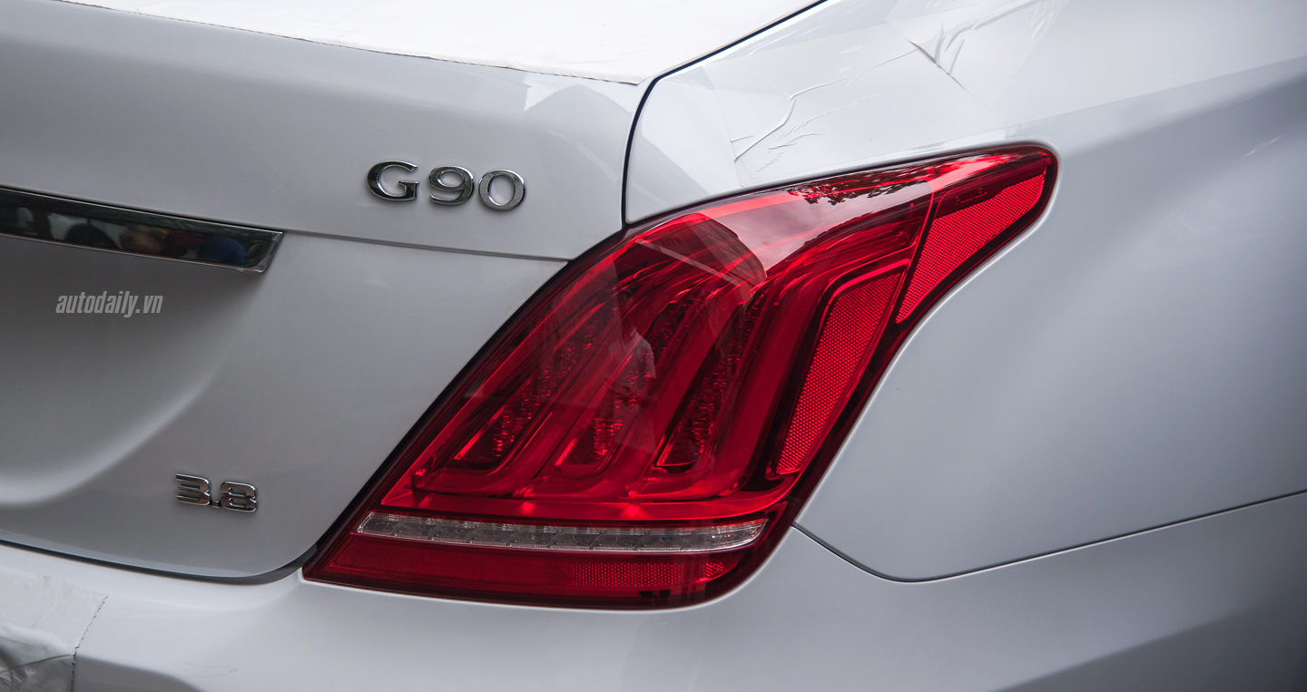 Ảnh chi tiết Genesis G90 tại Việt Nam Genesis G90 (10).jpg