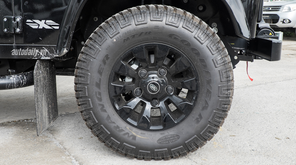 Ảnh chi tiết ngoại thất Land Rover Defender 1948-2015 X-Spec Edition NT Defender Adventure (10).jpg