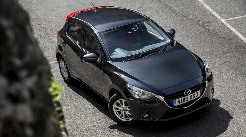 Hình ảnh Mazda2 Red Edition Mazda2 Red (2).jpg