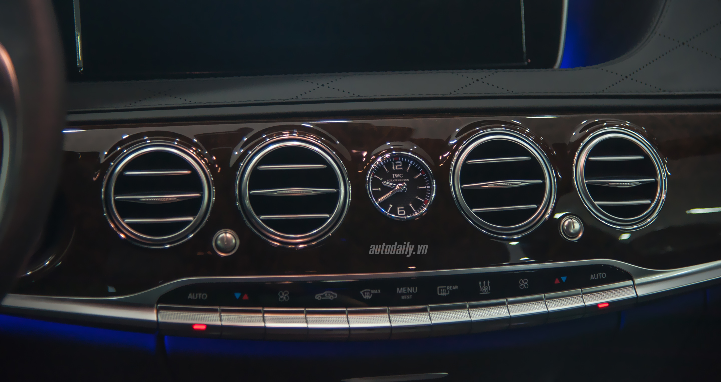 Ảnh chi tiết nội thất Mercedes Maybach S500 tại Hà Nội maybach S500 (10).JPG
