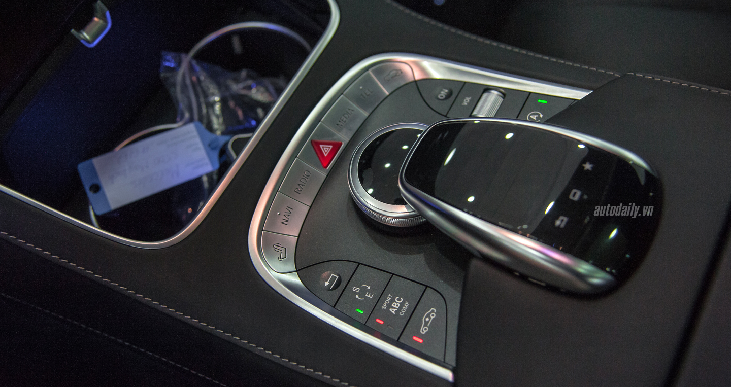 Ảnh chi tiết nội thất Mercedes Maybach S500 tại Hà Nội maybach S500 (24).JPG