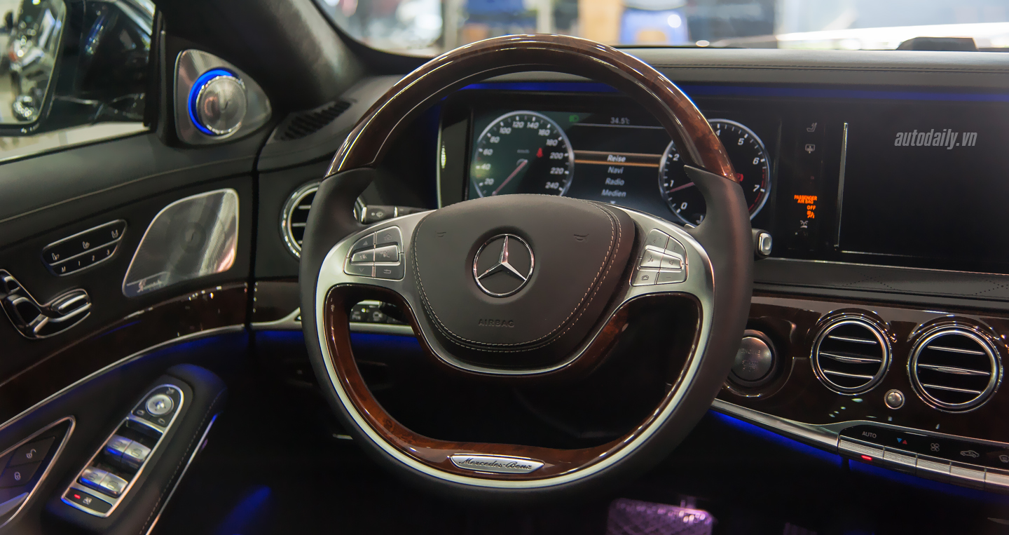 Ảnh chi tiết nội thất Mercedes Maybach S500 tại Hà Nội maybach S500 (9).JPG