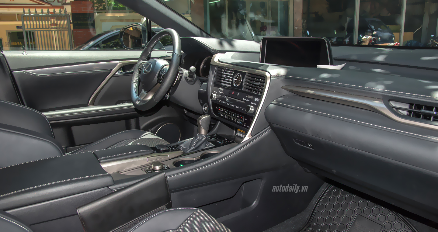 Ảnh chi tiết nội thất Lexus RX 350 F-Sport 2016 tại Hà Nội Lexus RX350 FSport  (12).jpg