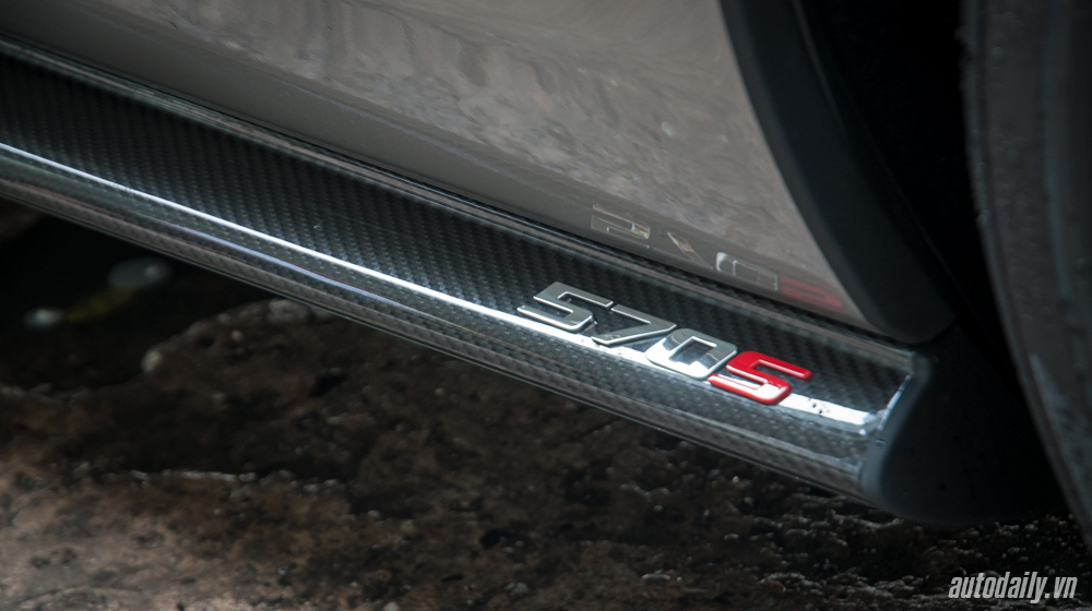 Ảnh chi tiết ngoại thất McLaren 570S độc nhất Việt Nam McLaren 570S (15).jpg