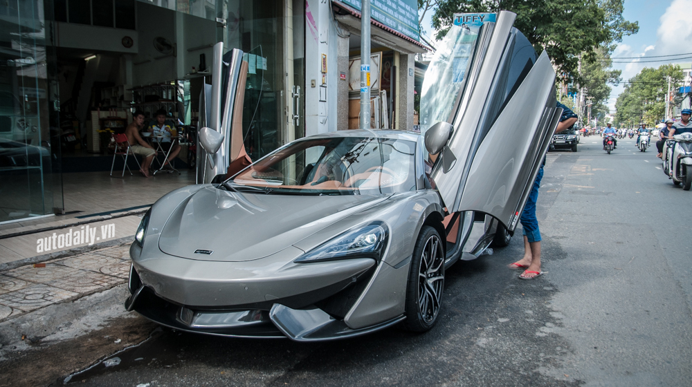 Ảnh chi tiết ngoại thất McLaren 570S độc nhất Việt Nam McLaren 570S (30).jpg